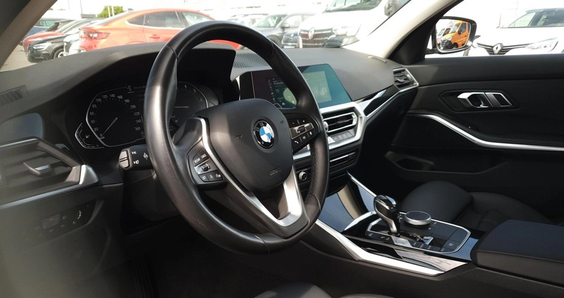 BMW Seria 3 cena 129555 przebieg: 73767, rok produkcji 2021 z Michałowo małe 379